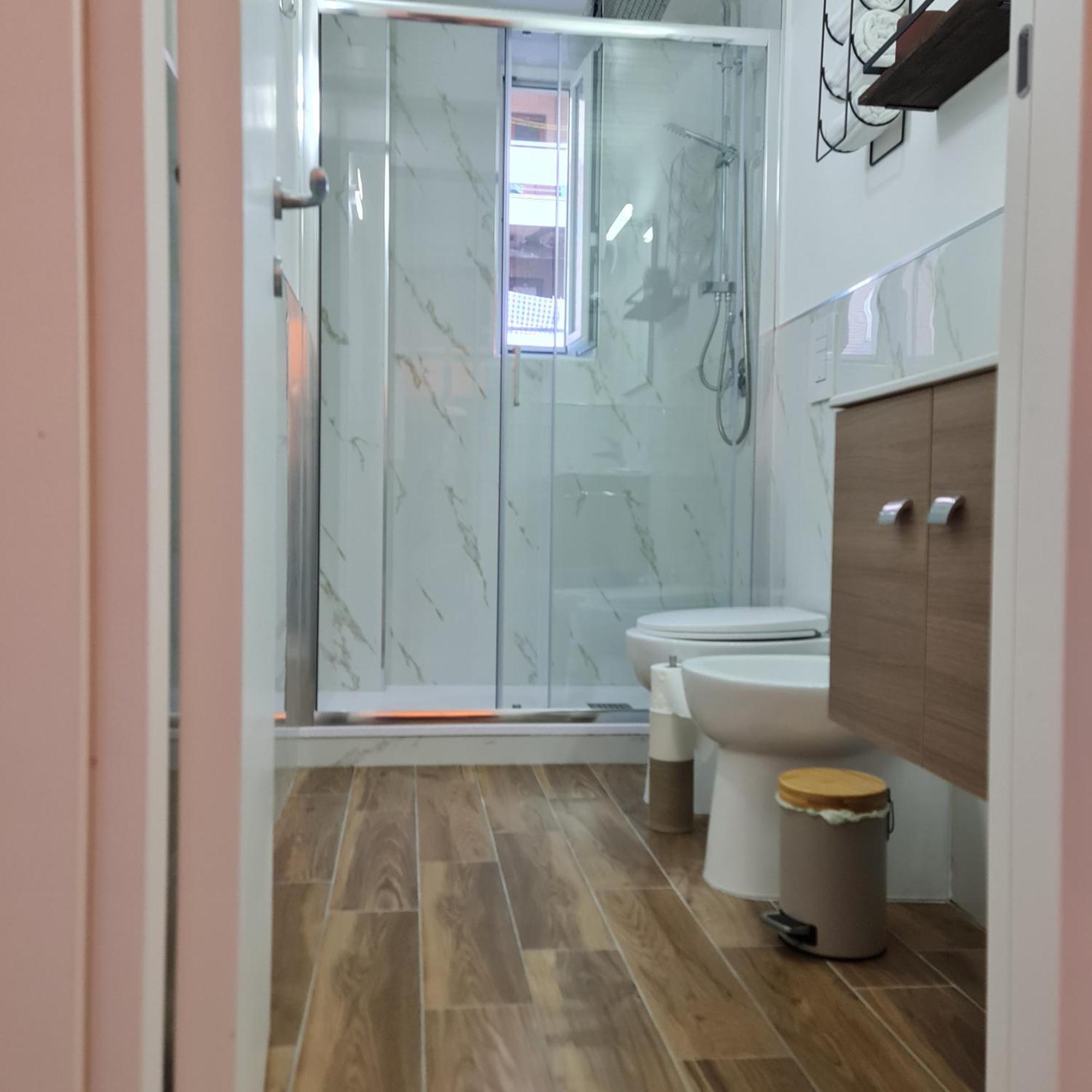 Mare Fuori B&B Salerno Habitación foto