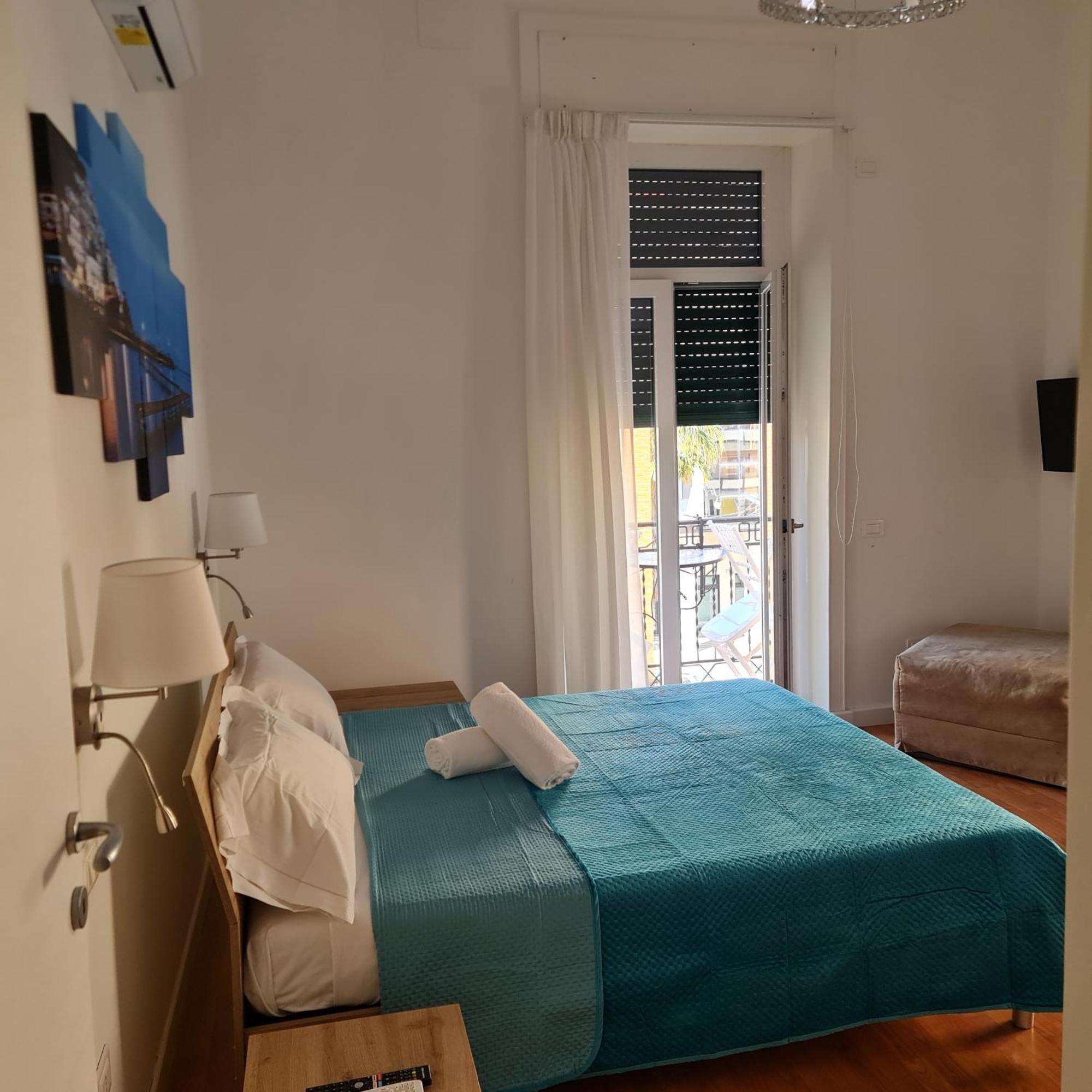 Mare Fuori B&B Salerno Habitación foto