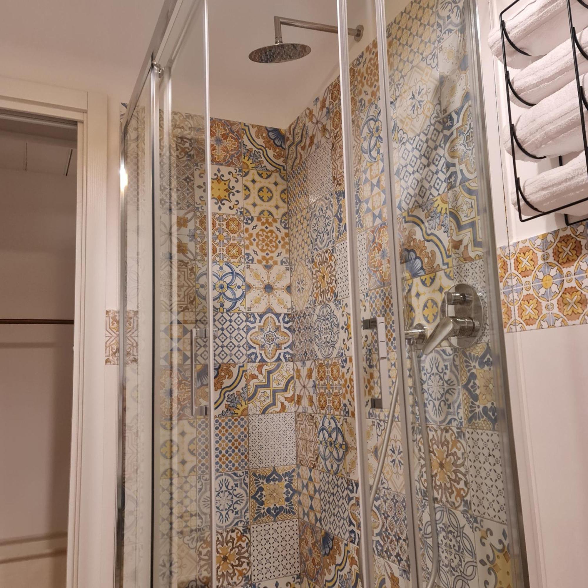 Mare Fuori B&B Salerno Habitación foto